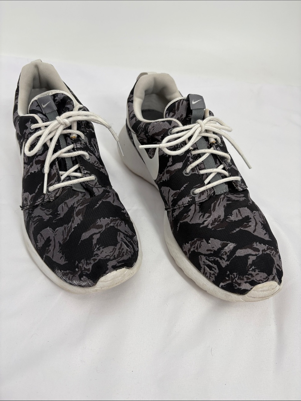 Nike Roshe Run Trail Camo Sneakers Black Gray Shoes Men’s Size 10.5